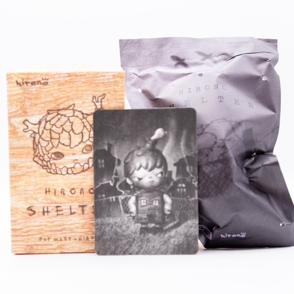 POP MART Cabin - Hirono Shelter Series Confirmed Figure in Open Box BNWT - Picture 2 of 6